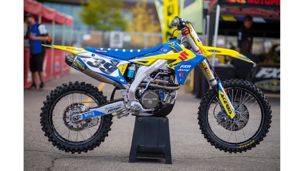 Vysoce Kvalitní ACERBIS plastový kit RMZ 450/18, světle modrá