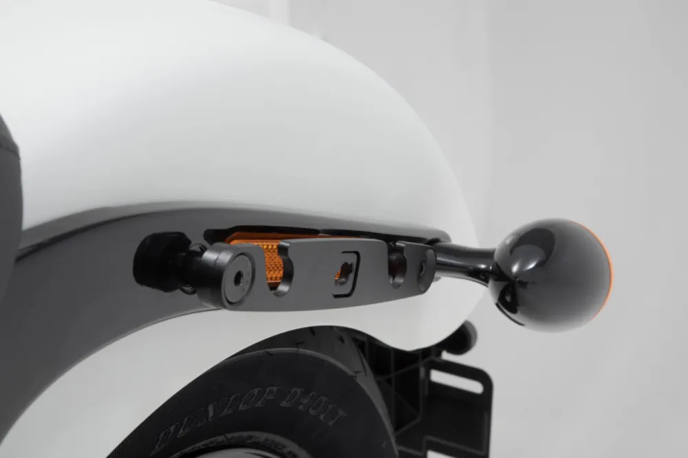 Nízká Cena Harley Davidson Softail Slim (17-) - levý boční nosič SLH SW-Motech | HZmoto - vše pro motorkáře a jejich stroje