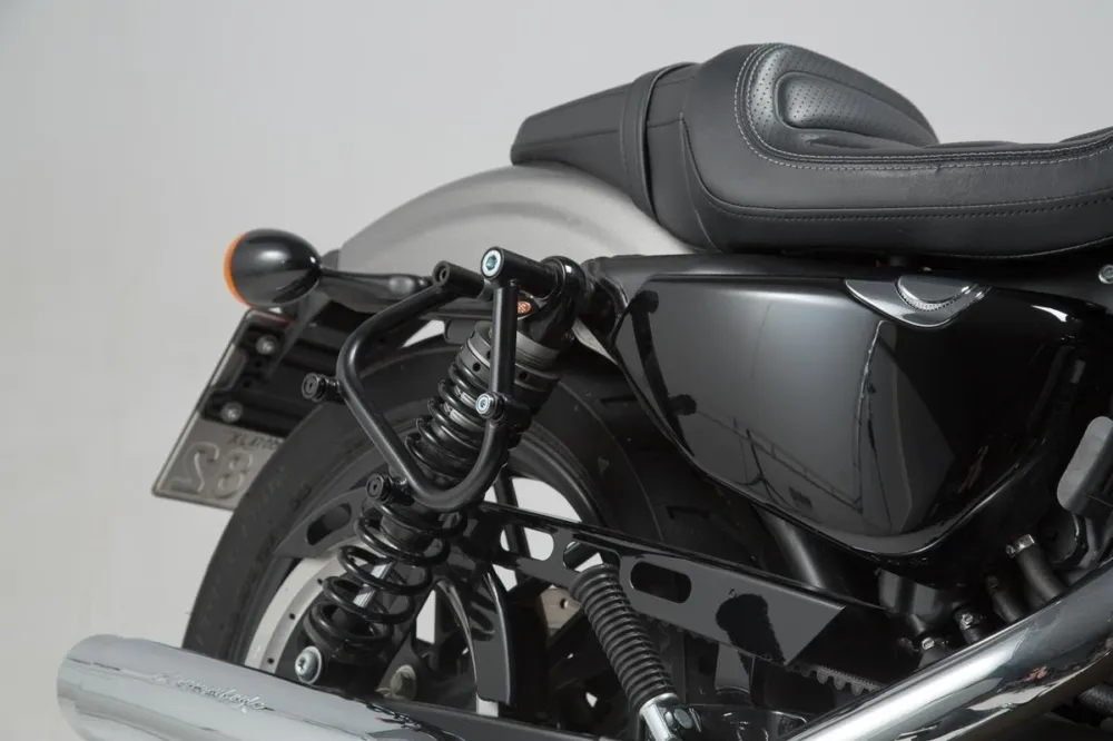 Oblíbený Harley Davidson XL 1200 CX Sportster Roadster (16-) - pravý nosič SLC boční tašky LC-1 / LC-2 / Urba HTA.18.768.11001 | HZmoto - vše pro motorkáře a jejich stroje