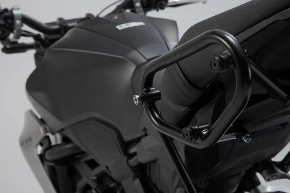 Honda CB 300 R (19-) - levý boční nosič SLC, SW-Motech HTA.01.906.10000 | HZmoto - vše pro motorkáře a jejich stroje Super Cena