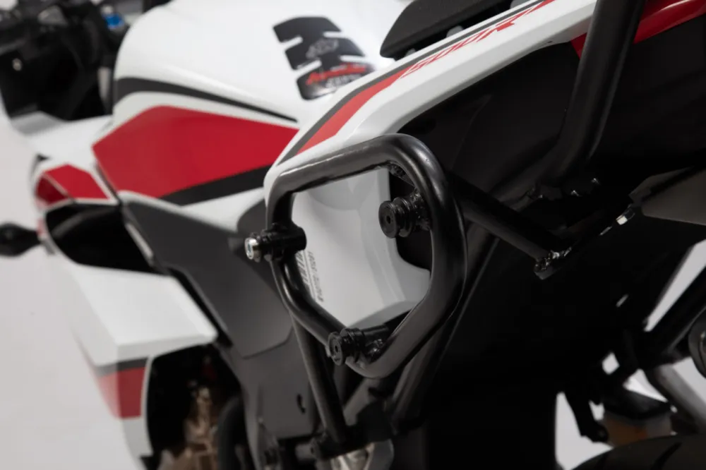 Víkendová Akce Honda CBR 500 R (16-18) - levý boční nosič SLC, SW-Motech HTA.01.742.10000 | HZmoto - vše pro motorkáře a jejich stroje