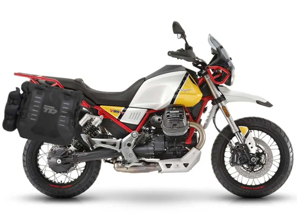 Kompletní sada bočních adventure brašen SHAD TERRA TR40, včetně montážní sady SHAD MOTO GUZZI V 85 TT Nejlepší Volba